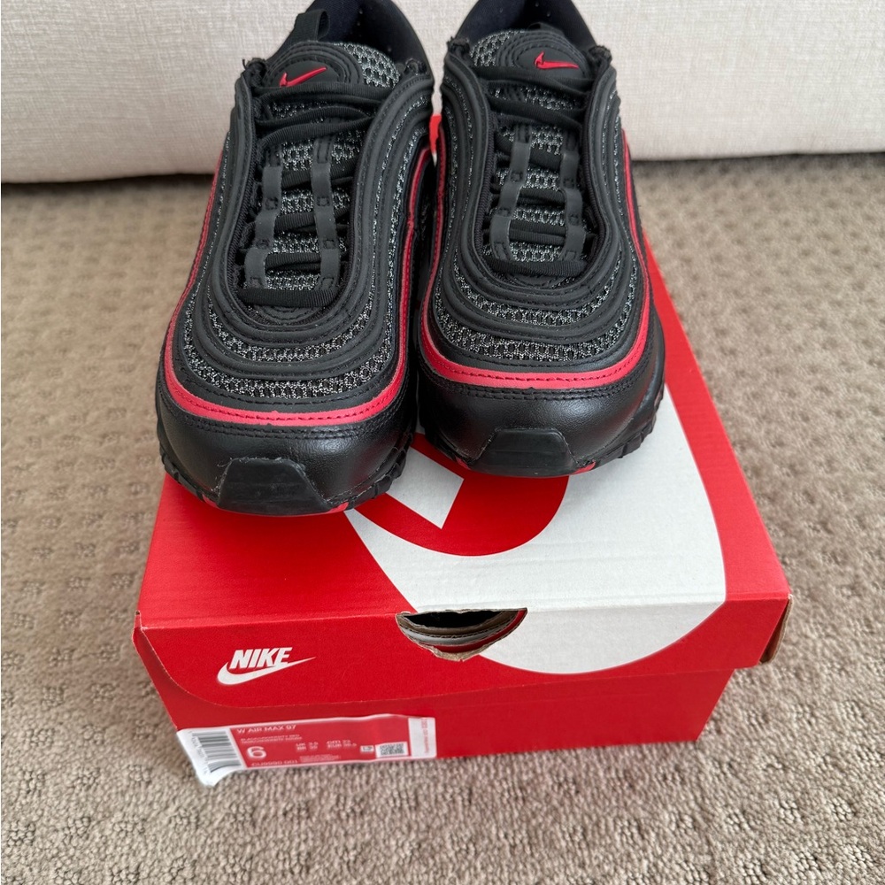 Nile air max 97 Valentine’s Day black/red shoes women size 6/ boys 4.5y